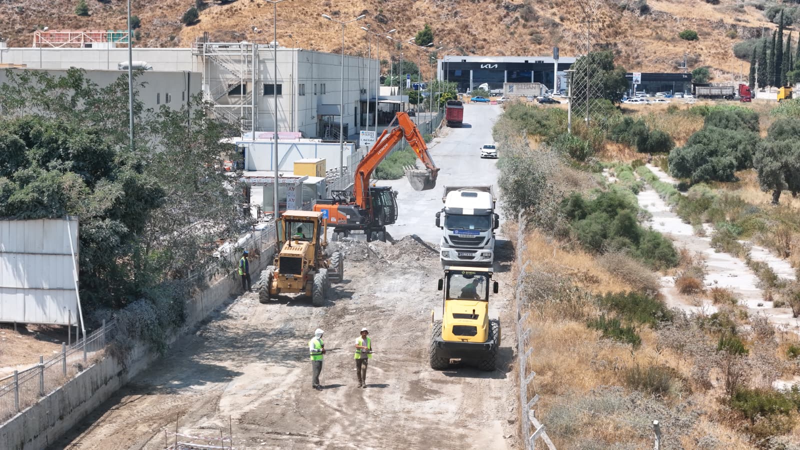 Aydın Büyükşehir’den Söke’ye altyapı ve kaldırım hamlesi