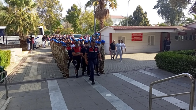Sultanhisar merkezli 3 ilde 14 adrese eş zamanlı baskın