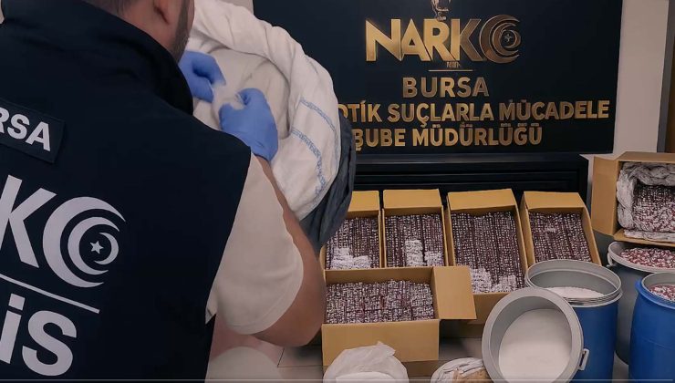 48 kilo hammadde ve 300 bin hap ele geçirildi