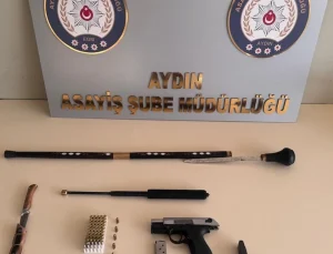 Efeler’de gasp ve tehdit operasyonu: Ruhsatsız silah ve kılıç ele geçirildi