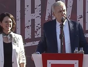 Mansur Yavaş: AK Parti’ye geçenlere rozet, geçmeyene kelepçe